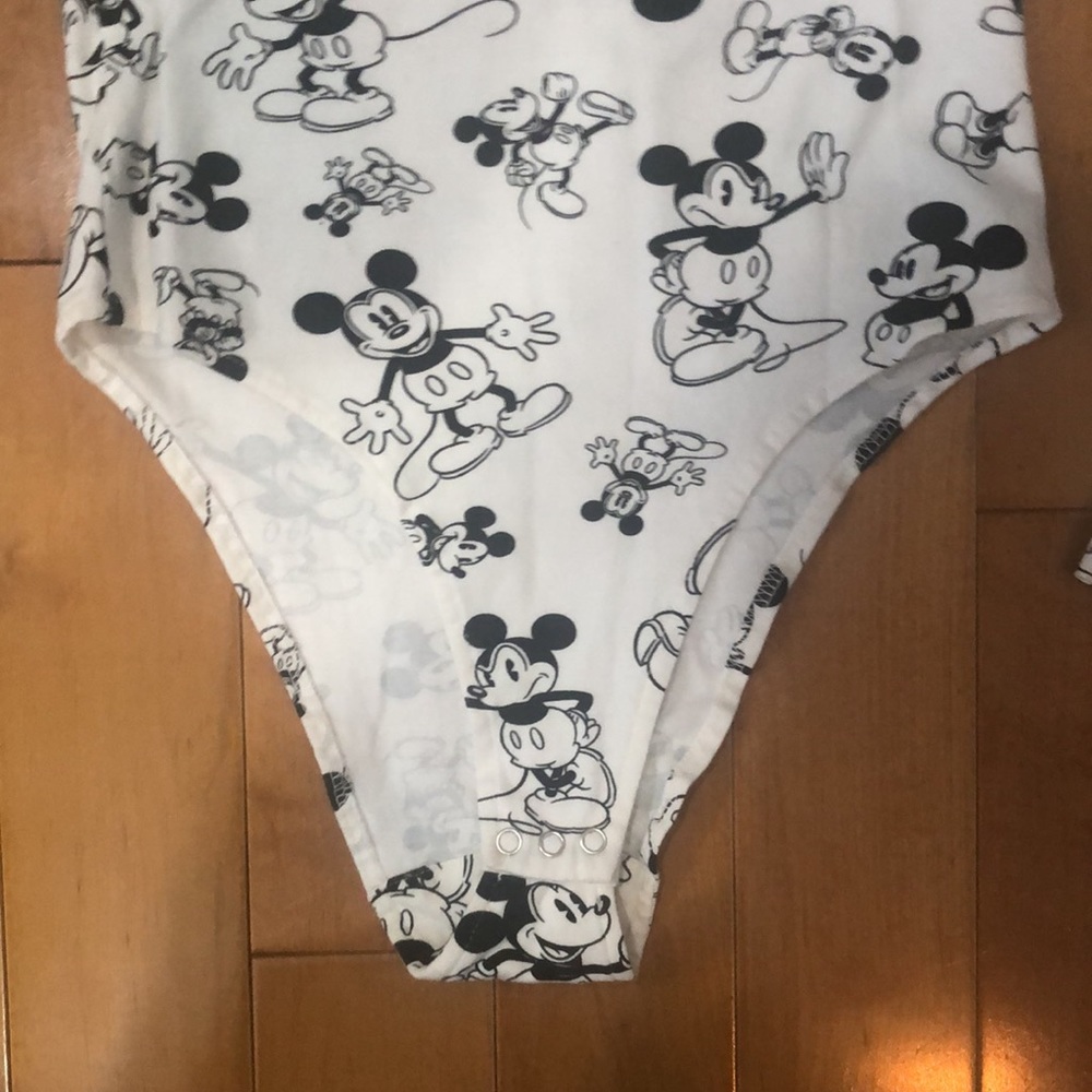 S O L D Mickey & Co. X Forever 21 White Bodysuit - Picture 3 of 3
